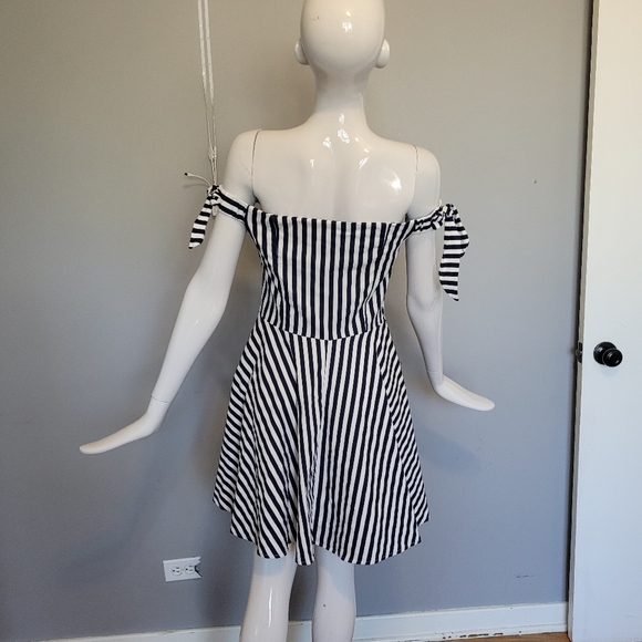 Molly Bracken Off the Shoulder Sailor Dress, VGUC, Size S - Picture 5 of 10